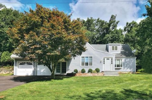 44 Winslow Rd, Bridgeport, CT 06611-3414