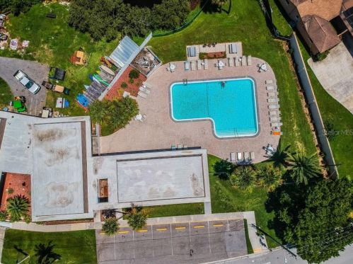 3955 Floramar Ter, New Port Richey FL 34652-3118 exterior