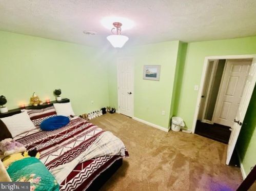 408 Cleveland Ct, Fredericksburg, VA 22407-6358