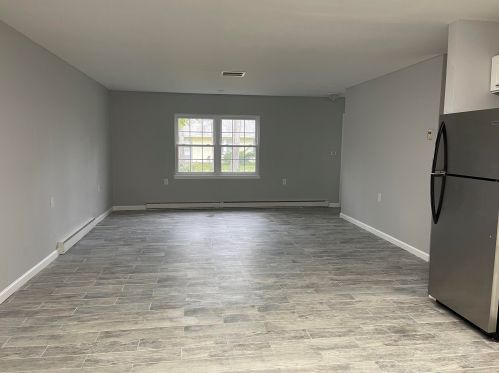 68 Dorchester Dr, Lakewood, NJ 08701-6685