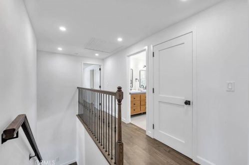 3586 Lathrop Ave, Simi Valley CA  93063-1119 exterior