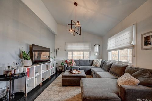 3366 Pearl St, Englewood CO  80113-2714 exterior