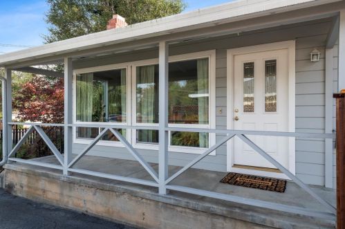 322 Beresford Ave, Redwood City CA  94061-3506 exterior