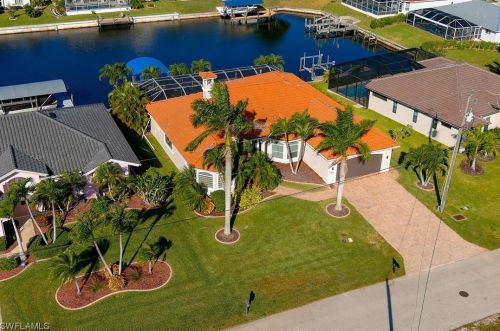 5240 16th Pl, Cape Coral, FL 33914-6801