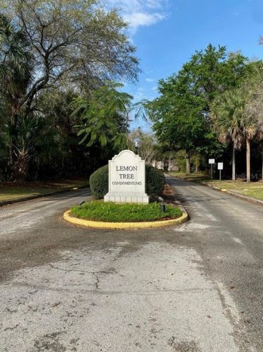 2525 Citrus Club Ln, Orlando, FL 32839-7403