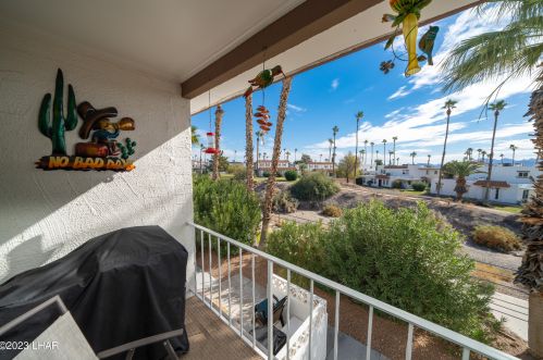 1776 Los Lagos Dr, Lake Havasu City AZ  86403-6623 exterior