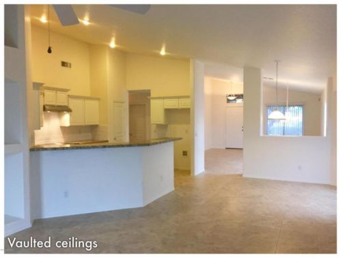 5172 Frier Dr, Glendale, AZ 85301-1438