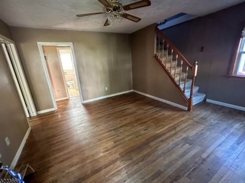 6 Ridgewood Ave, Fredon, NJ 07860-1911