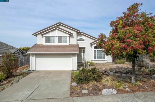 504 Kenmare Ct, Pinole, CA 94564-2689