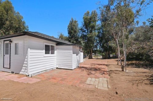 12209 Lemon Crest Dr, Lakeside CA  92040-4123 exterior