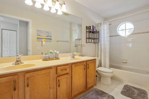 8931 Briarwood Meadow Ln, Boynton Beach FL  33473-7817 exterior