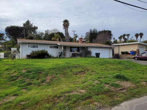 1839 Yettford Rd, Vista CA  92083-7725 exterior