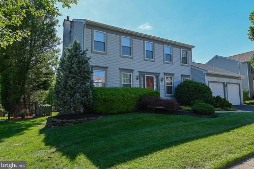 23 Leatherwood Dr, Collegeville, PA 19426-3903