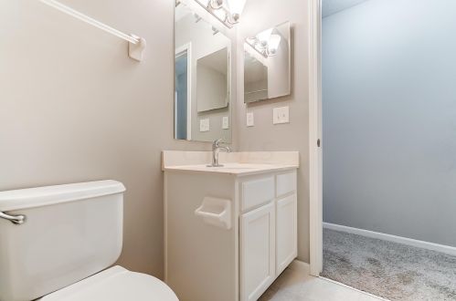 139 Crabapple Ln, Pataskala OH  43062-7074 exterior