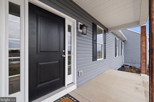 12950 Lemaster Dr, Nokesville VA  20181-2457 exterior