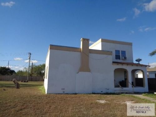 1167 Sam Houston Blvd, Los Cuates, TX 78586-5272