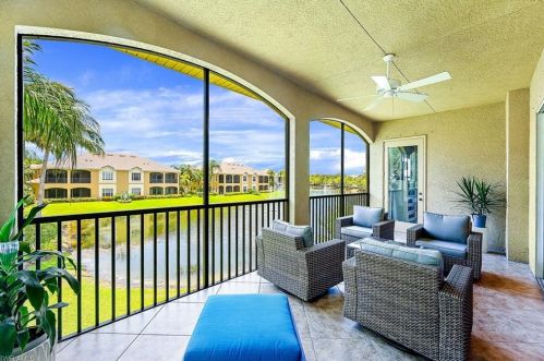 5060 Blauvelt Ct, Naples, FL 34105-4554