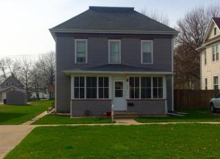 523 Broad St, Oakland Acres, IA 50112-2410
