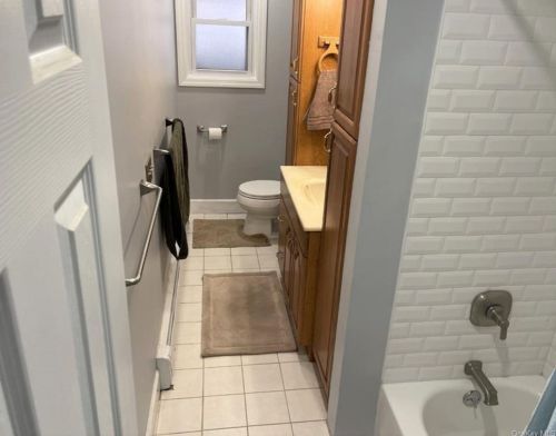 18 Tulip Rd, Mahopac NY  10541-5422 exterior