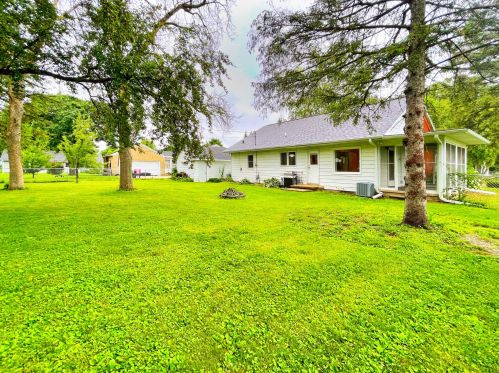 550 Edison St, Waterloo, WI 53594-1118