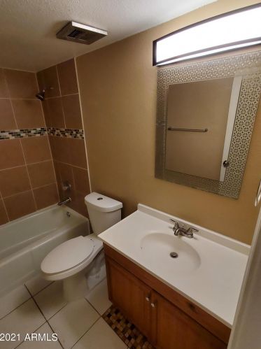 12603 37 Ave, Phoenix AZ 85053-2804 exterior