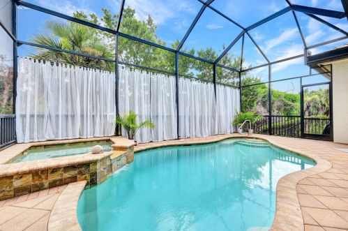 350 Gumbo Limbo Ln, Marco Island FL  34145-1865 exterior