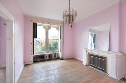 5 Eastman Ter, Poughkeepsie NY  exterior