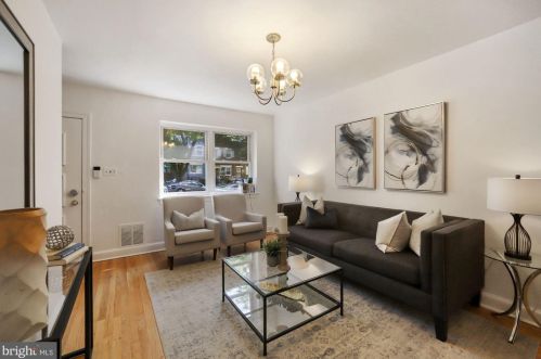 1349 Talbert Ter, Washington, DC 20020-5213