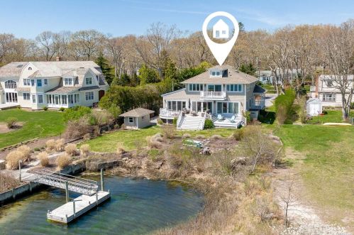 680 Mason Dr, Nassau Point, NY 11935-2308