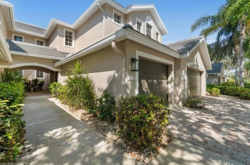 7128 Timberland Cir, Naples, FL 34109-7864