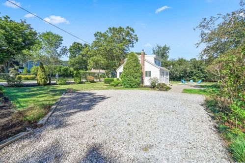 93 Coates Ave, Holbrook NY  11741-2432 exterior