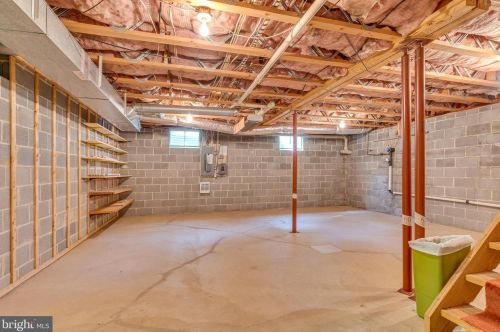 147 Euclid Ave, Charles Town WV  25414-1111 exterior