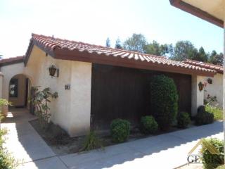 2105 Brite St, Bakersfield, CA 93304-3413