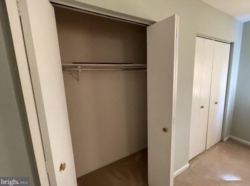 842 Woodcrest Turn, Dover DE  19904-2412 exterior