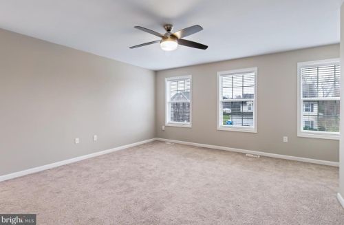 60 Silver Birch Dr, Lancaster PA  17602-7014 exterior