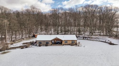 266 Youngblood Rd, Montgomery, NY 12549-1916
