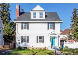 205 Whitney St, Hartford CT  06105-2268 exterior