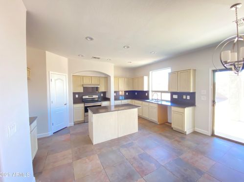 4008 104th Ln, Tolleson AZ  85353-4175 exterior