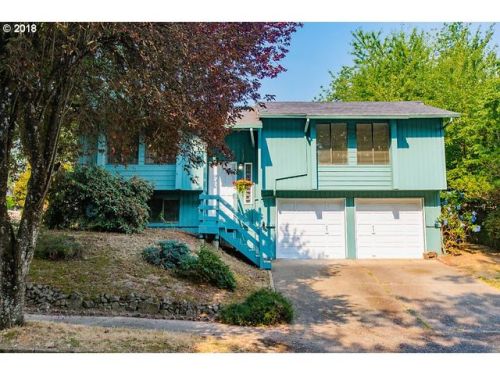 21875 Crk Dr, Tualatin OR  97062-9061 exterior