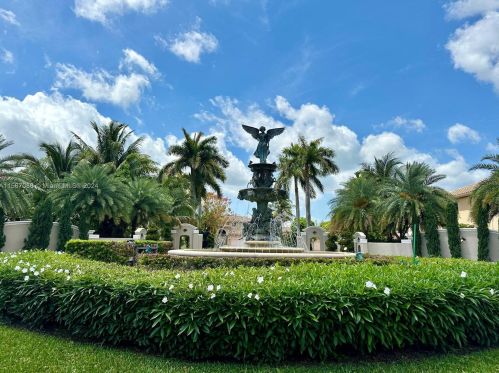 4964 140th Ter, Hollywood FL 33027-6203 exterior