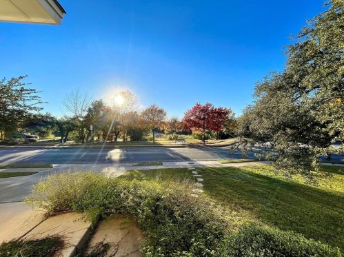 9609 Billingham Trl, Austin TX  78717-5515 exterior