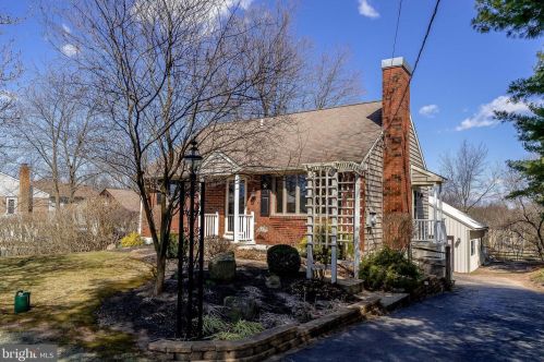 131 Buchert Rd, Gilbertsville, PA 19525-9148