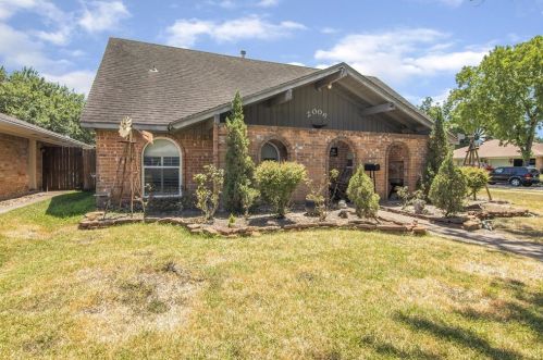 2006 New Orleans St, Deer Park, TX 77536-4625