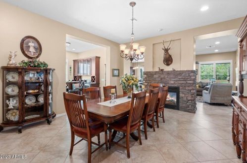 5622 Bramble Berry Ln, Cave Creek, AZ 85331-1571
