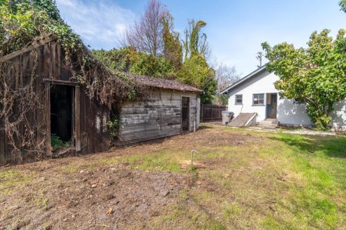 1079 Myrtle St, San Jose CA  95126-1029 exterior