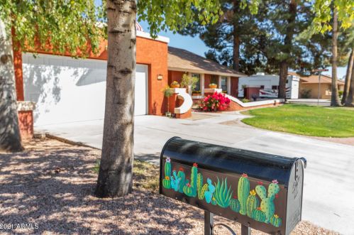 700 Mcnair St, Chandler, AZ 85225-1827