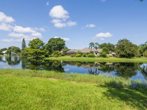 3906 58th Cir, Vero Beach FL  32966-6522 exterior