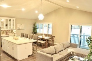 4826 Sunfield Ave, Long Beach, CA 90808-1046
