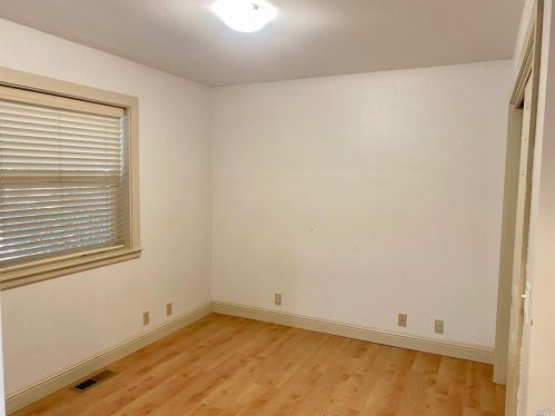 2414 Bear Pl, Willits CA  95490-9496 exterior