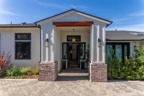 439 Fulvia St, Encinitas CA  92024-2145 exterior